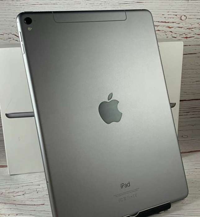 iPad Pro 9.7" 32GB Space Gray Wi-Fi + Cellular БУ iPoster.ua