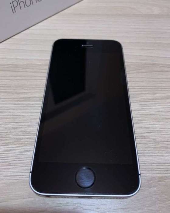iPhone SE 64GB Space Gray БУ iPoster.ua