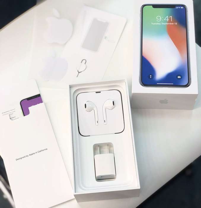 iPhone X 256GB Silver iPoster.ua