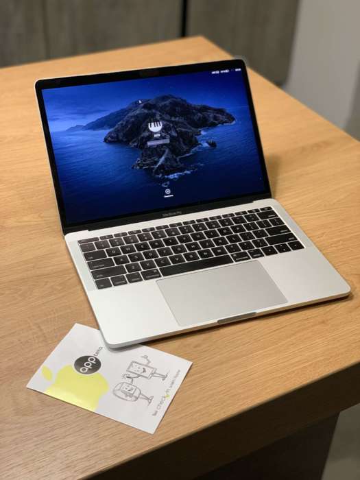 MacBook Pro 13" Silver 2017 БУ iPoster.ua
