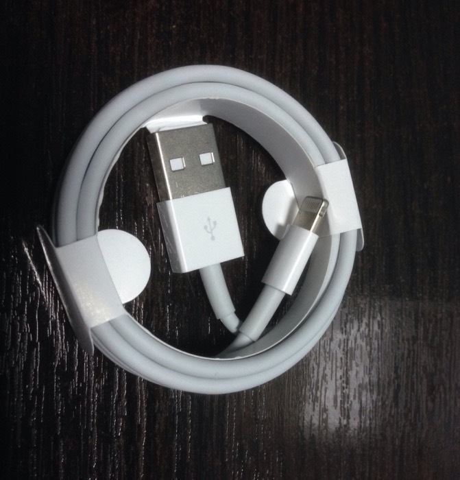 USB кабель Foxconn для iPhone, iPod, iPad. Зарядное для Айфон. Кабель Айфон в Николаеве купить iPoster.ua