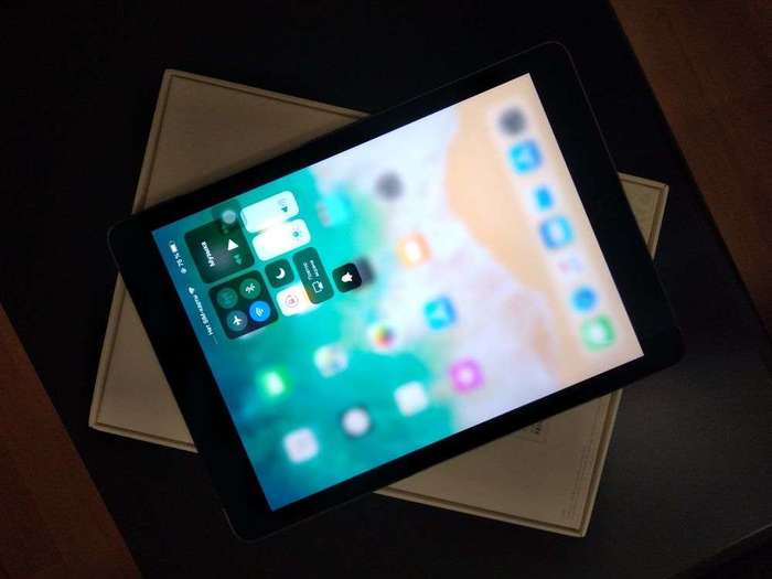 iPad Air 2 16GB Space Gray Wi-Fi + Cellular БУ iPoster.ua