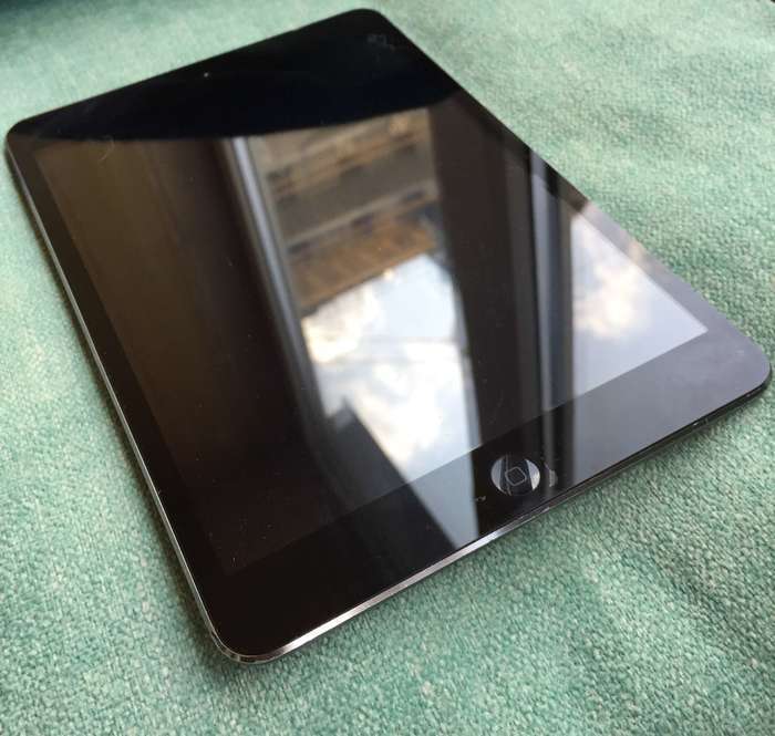 iPad mini 1 16GB Black Wi-Fi БУ iPoster.ua