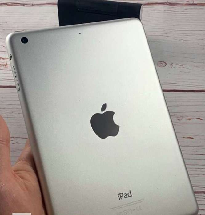iPad mini 3 16GB Silver Wi-Fi БУ iPoster.ua