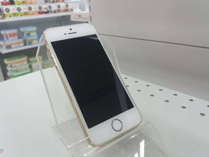 iPhone 5s 16 GB Gold БУ iPoster.ua