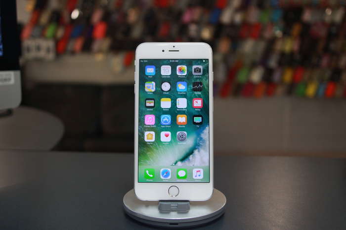 iPhone 6 Plus 64 GB Silver БУ iPoster.ua