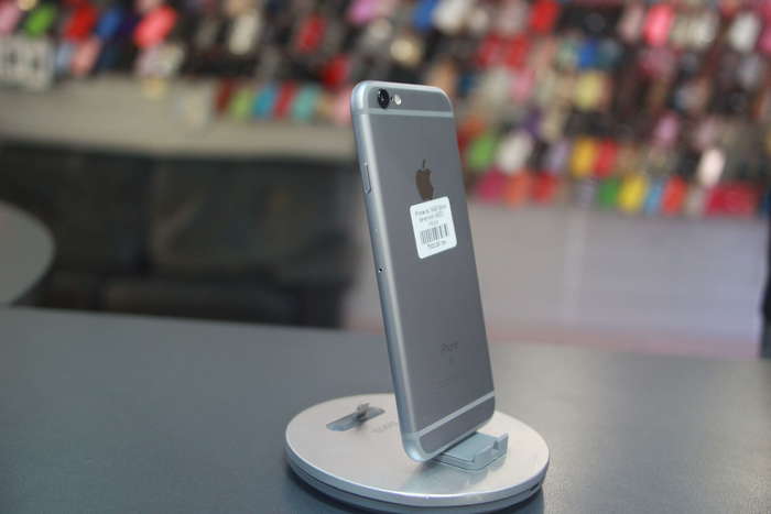 iPhone 6s 16 GB Space Gray БУ iPoster.ua