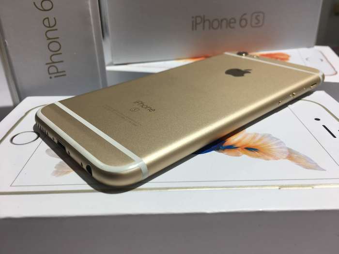 iPhone 6s 16GB Gold БУ iPoster.ua