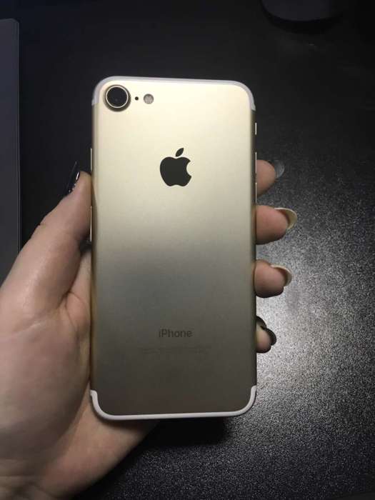 iPhone 7 128GB Gold БУ iPoster.ua
