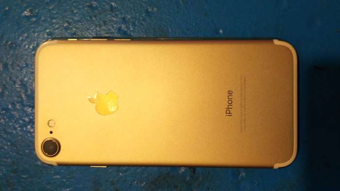 iPhone 7 32 GB Gold iPoster.ua