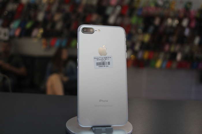 iPhone 7 Plus 32 GB Silver БУ iPoster.ua