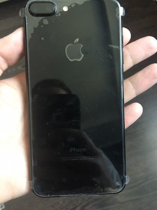 iPhone 7 Plus 32GB Jet Black iPoster.ua