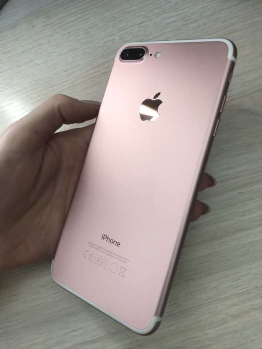 iPhone 7 Plus 32GB Rose Gold БУ iPoster.ua