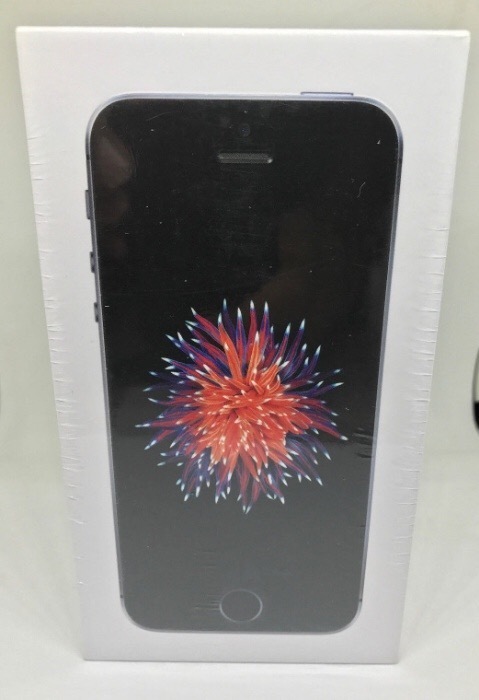 iPhone SE 32GB Space Gray iPoster.ua