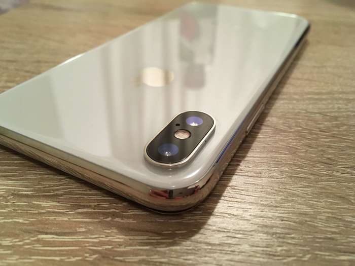 iPhone X 64 GB Silver БУ iPoster.ua
