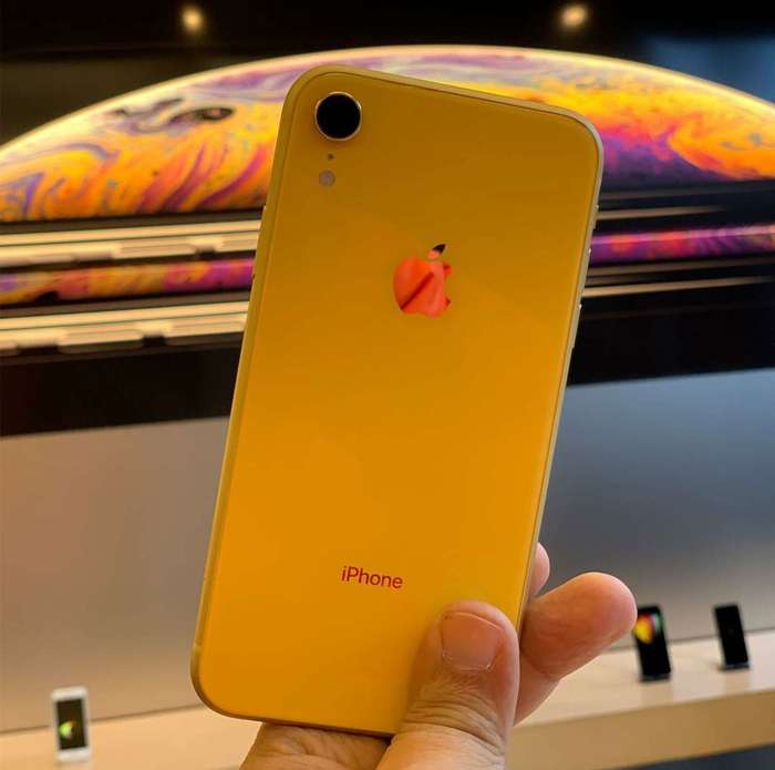 Купити iPhone Xr 128GB Yellow Київ $980 - Оголошення Apple - iPoster.ua