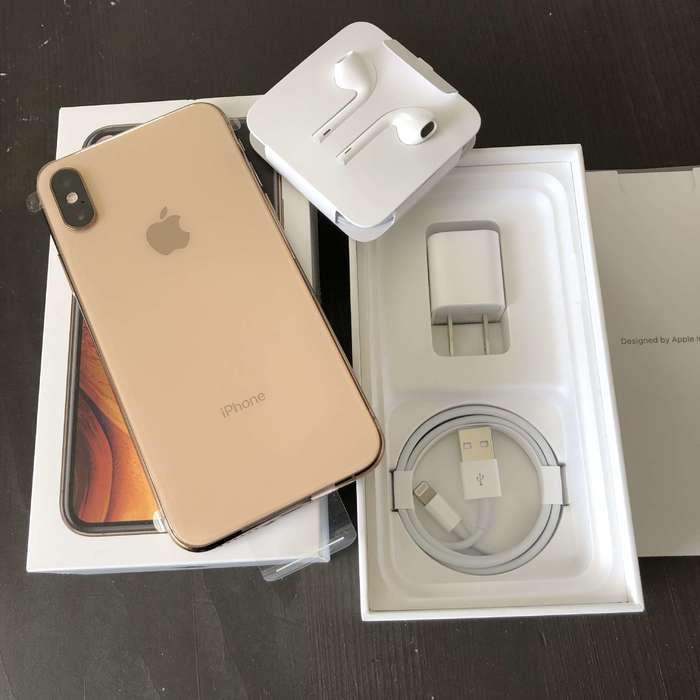iPhone Xs 64GB Gold iPoster.ua