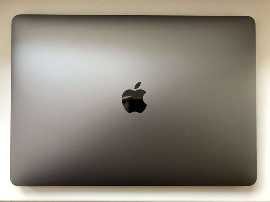 MacBook Pro 13" Space Gray 2017 БУ iPoster.ua